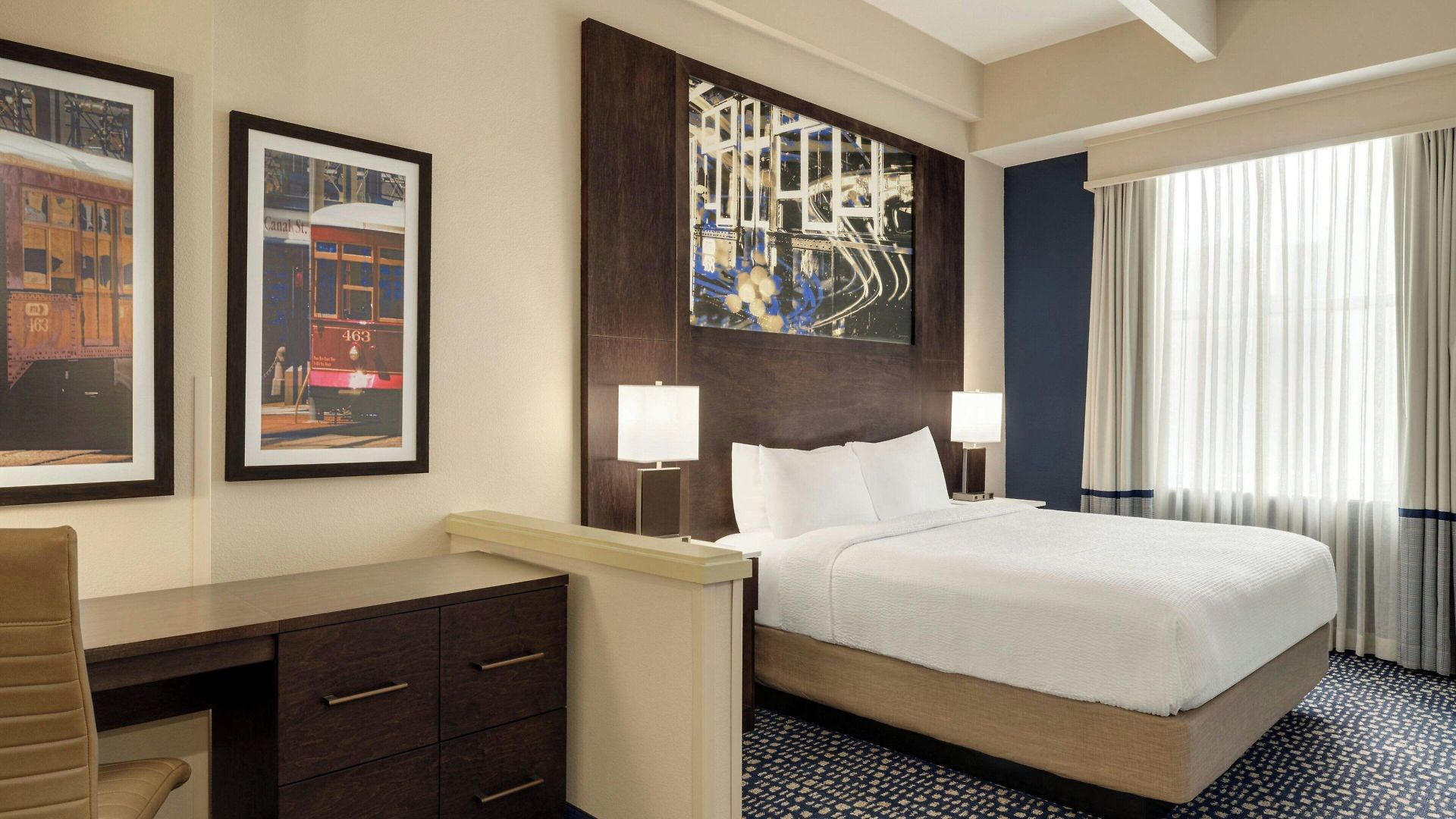 Fairfield By Marriott & Downtown French Quarter Area 3*