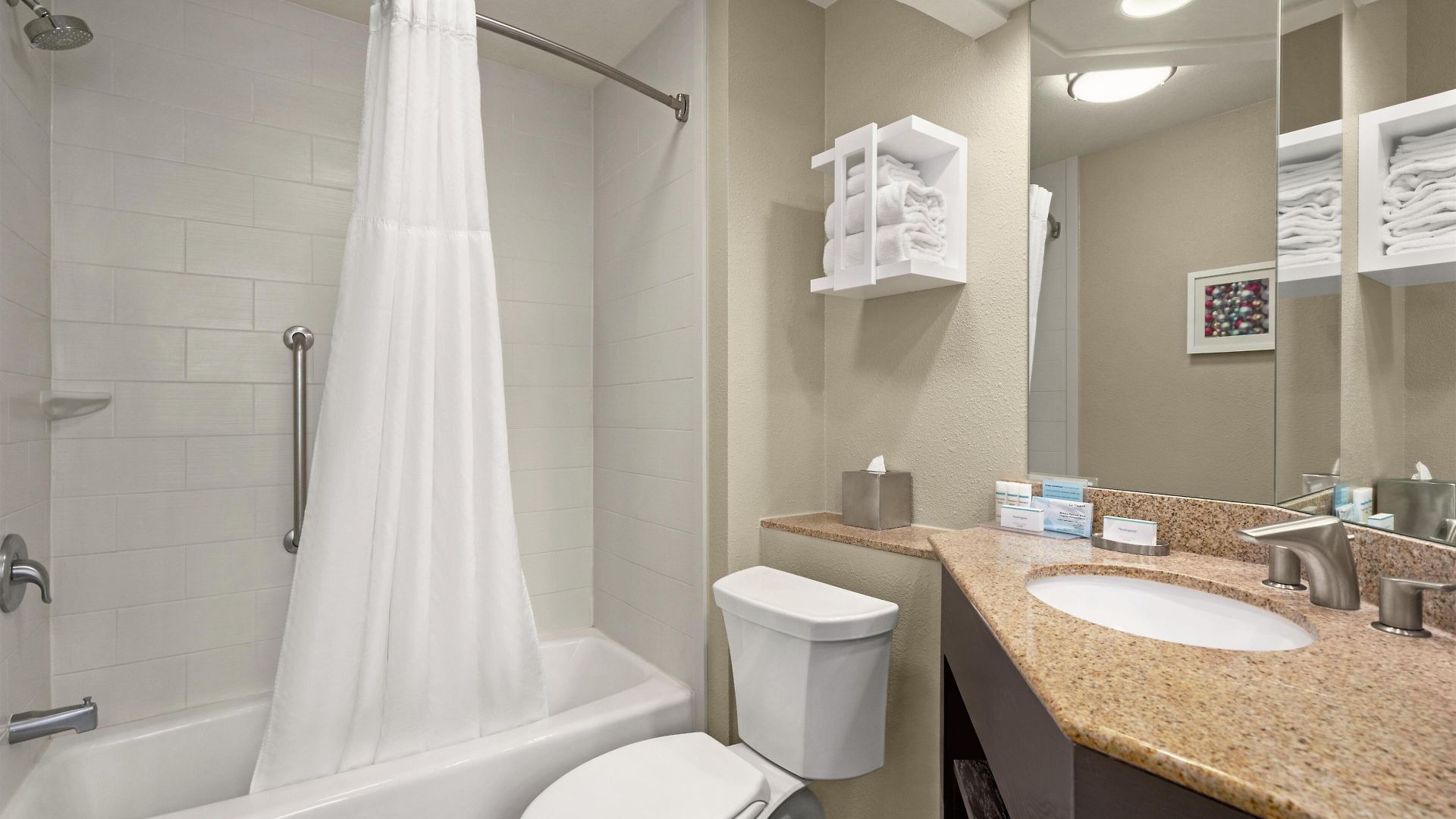 Hampton & Downtown French Quarter Area 3*