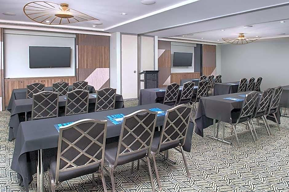 The Troubadour Hotel New Orleans Hotel 4*
