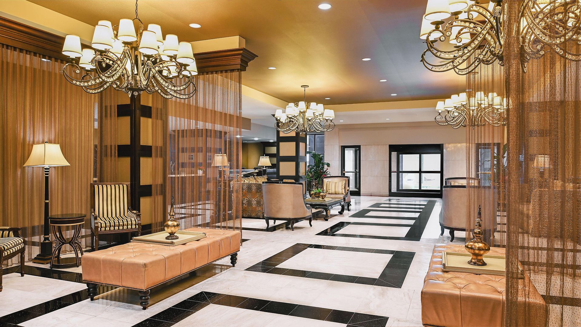Intercontinental By Ihg Hotel 4*