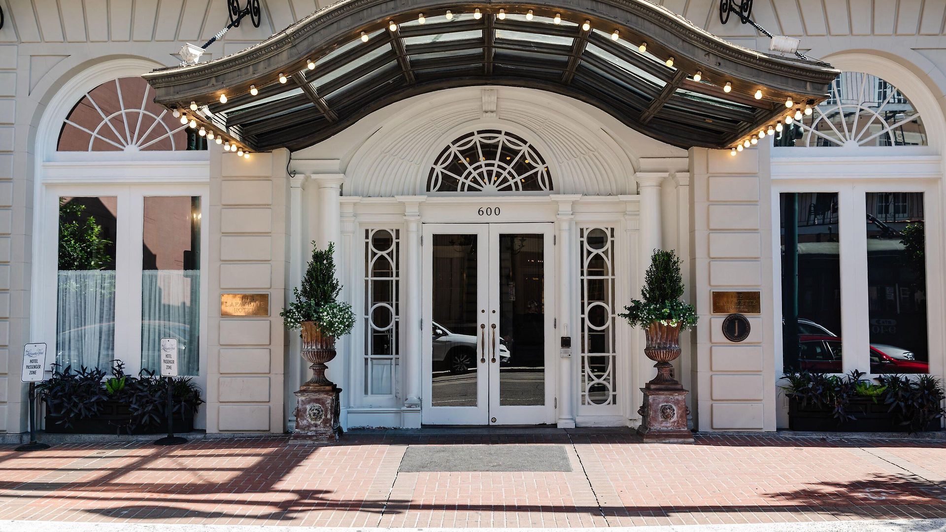The Lafayette By Kasa Living New Orleans
