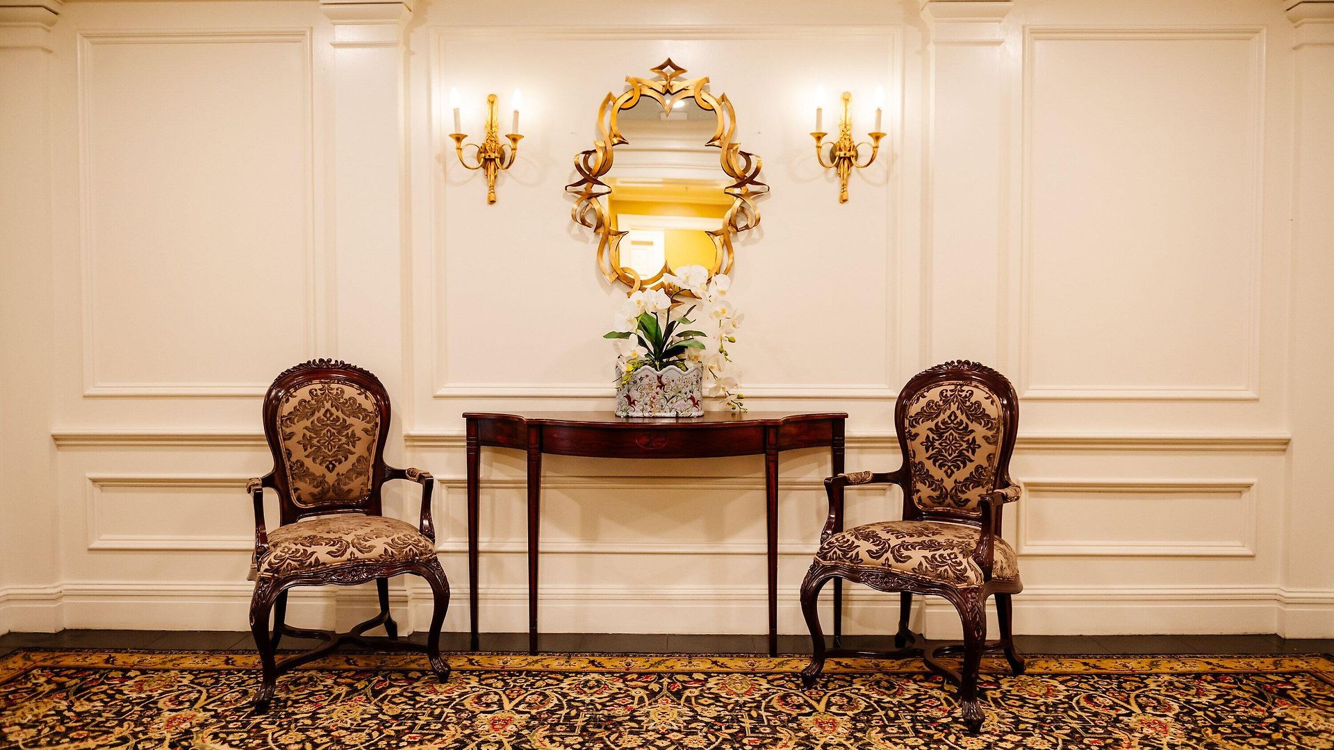 The Lafayette By Kasa Living Hotel New Orleans