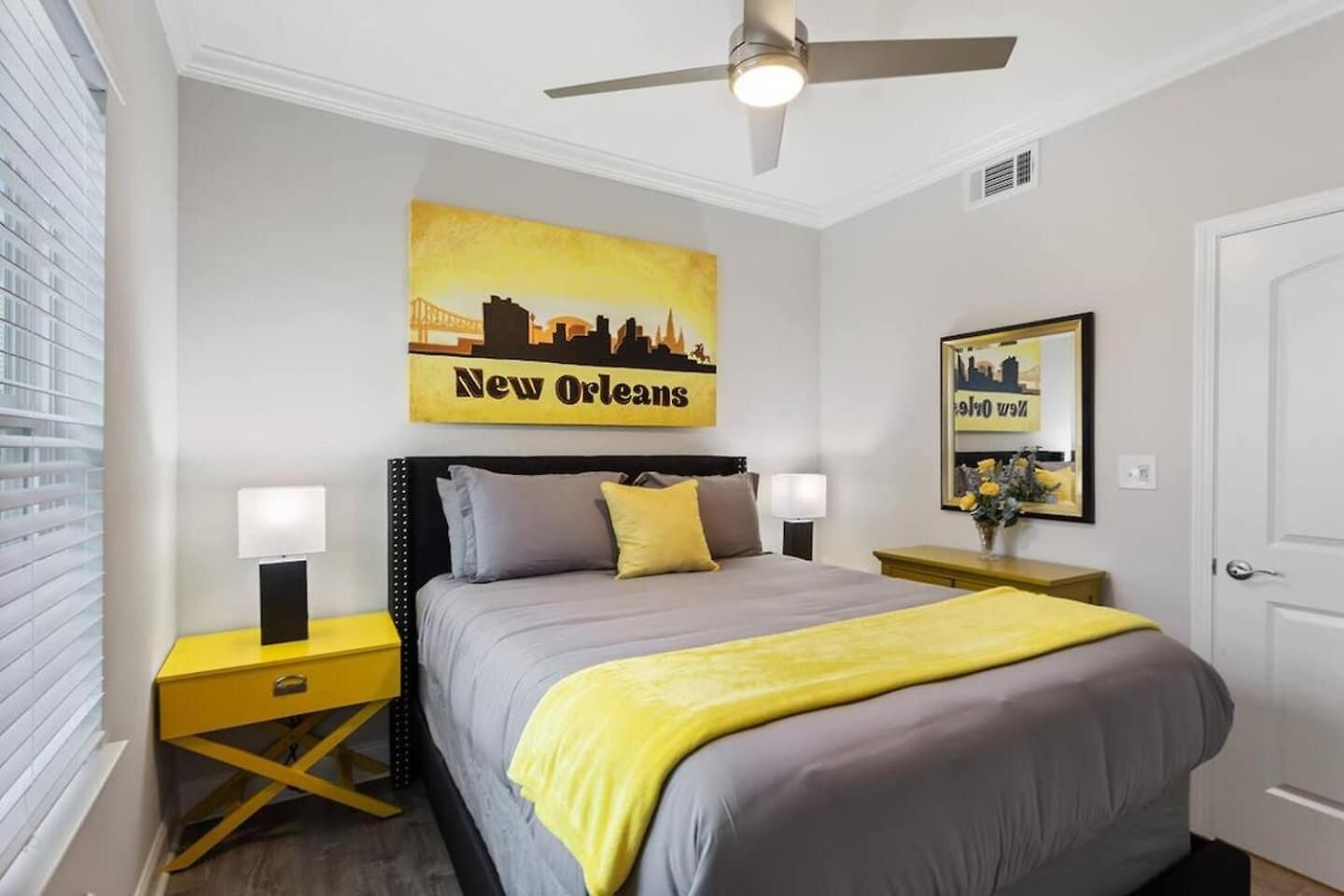 Chic 5 Bedroom Near French Quarter! Holiday home *