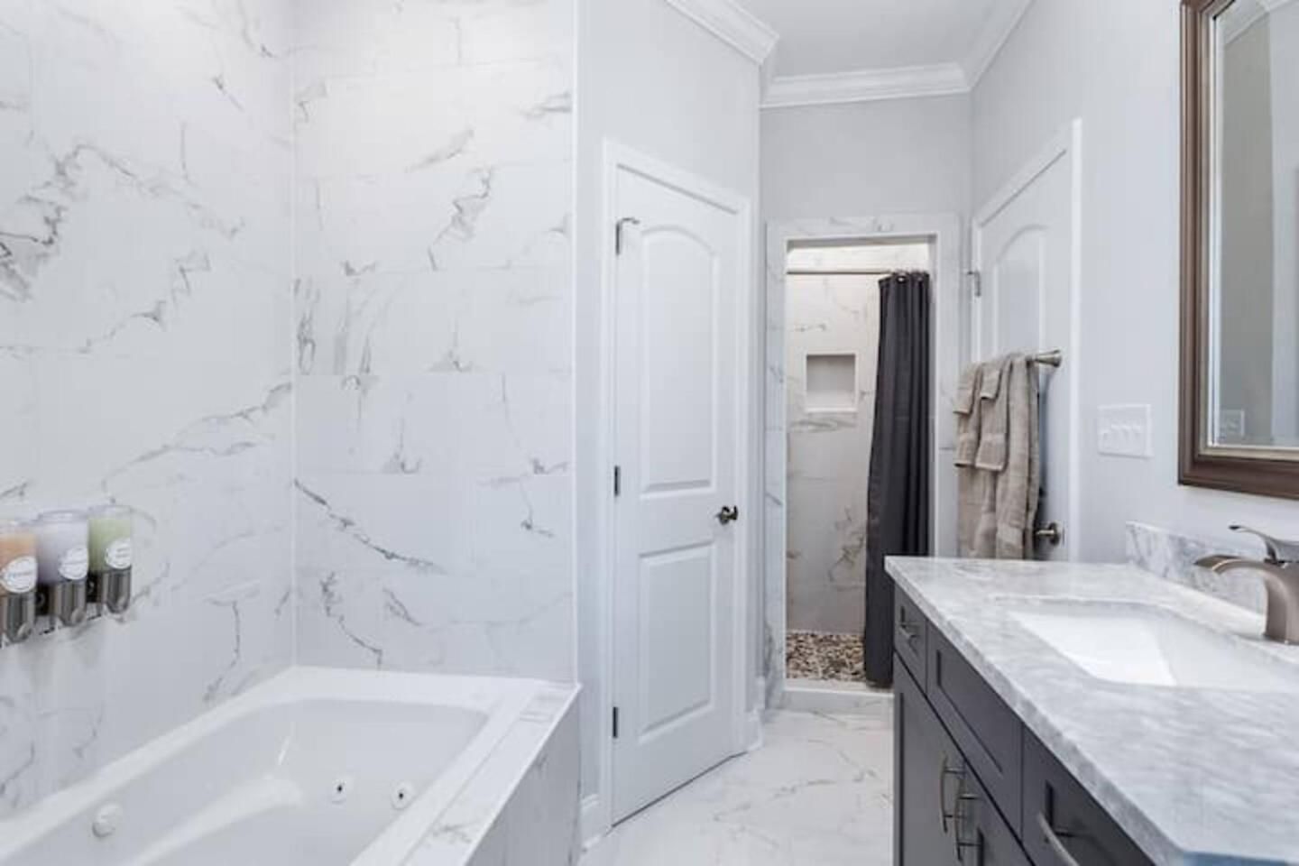 Chic 5 Bedroom Near French Quarter! * New Orleans