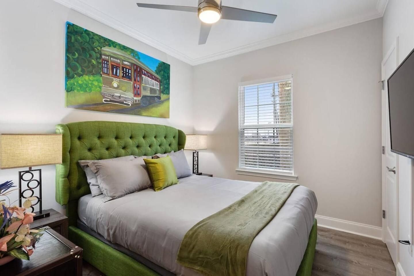Chic 5 Bedroom Near French Quarter! Holiday home New Orleans