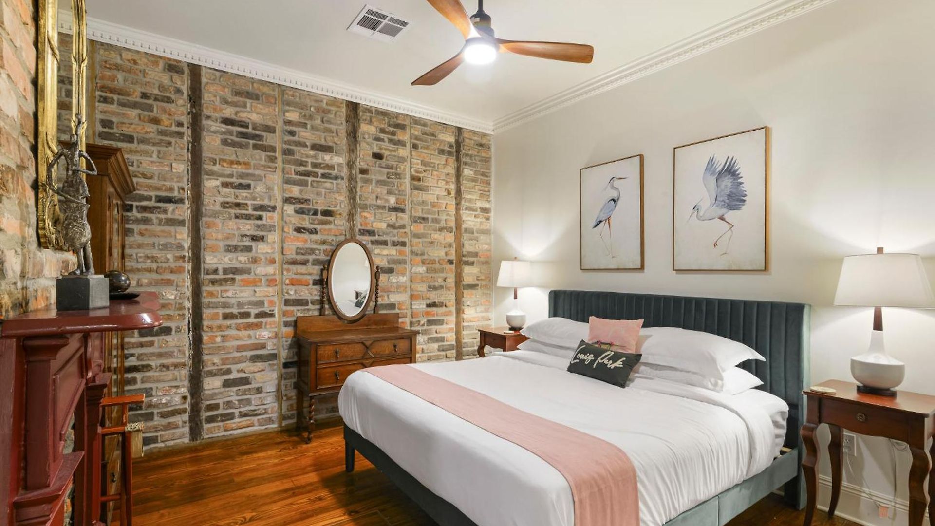 Hotel Louis Park