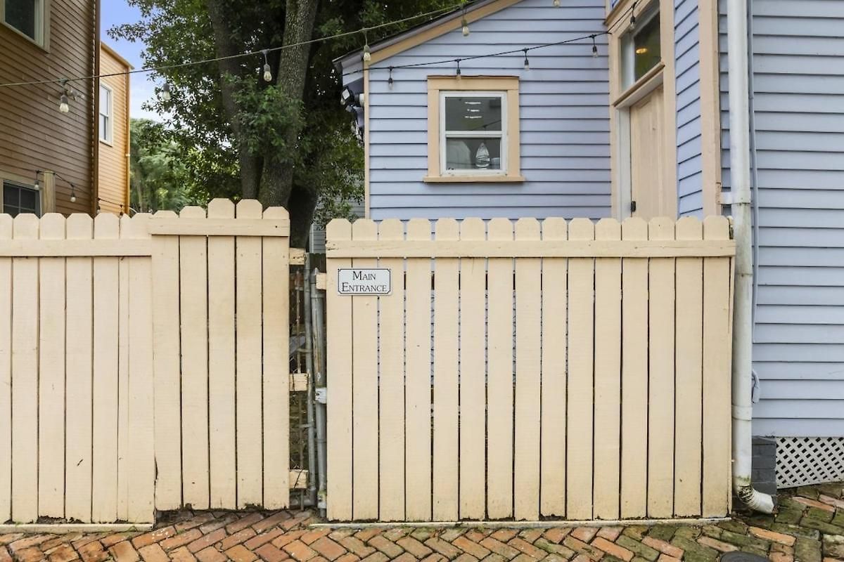 Holiday home Kerlerec Victorian - Steps To French Qtr. New Orleans