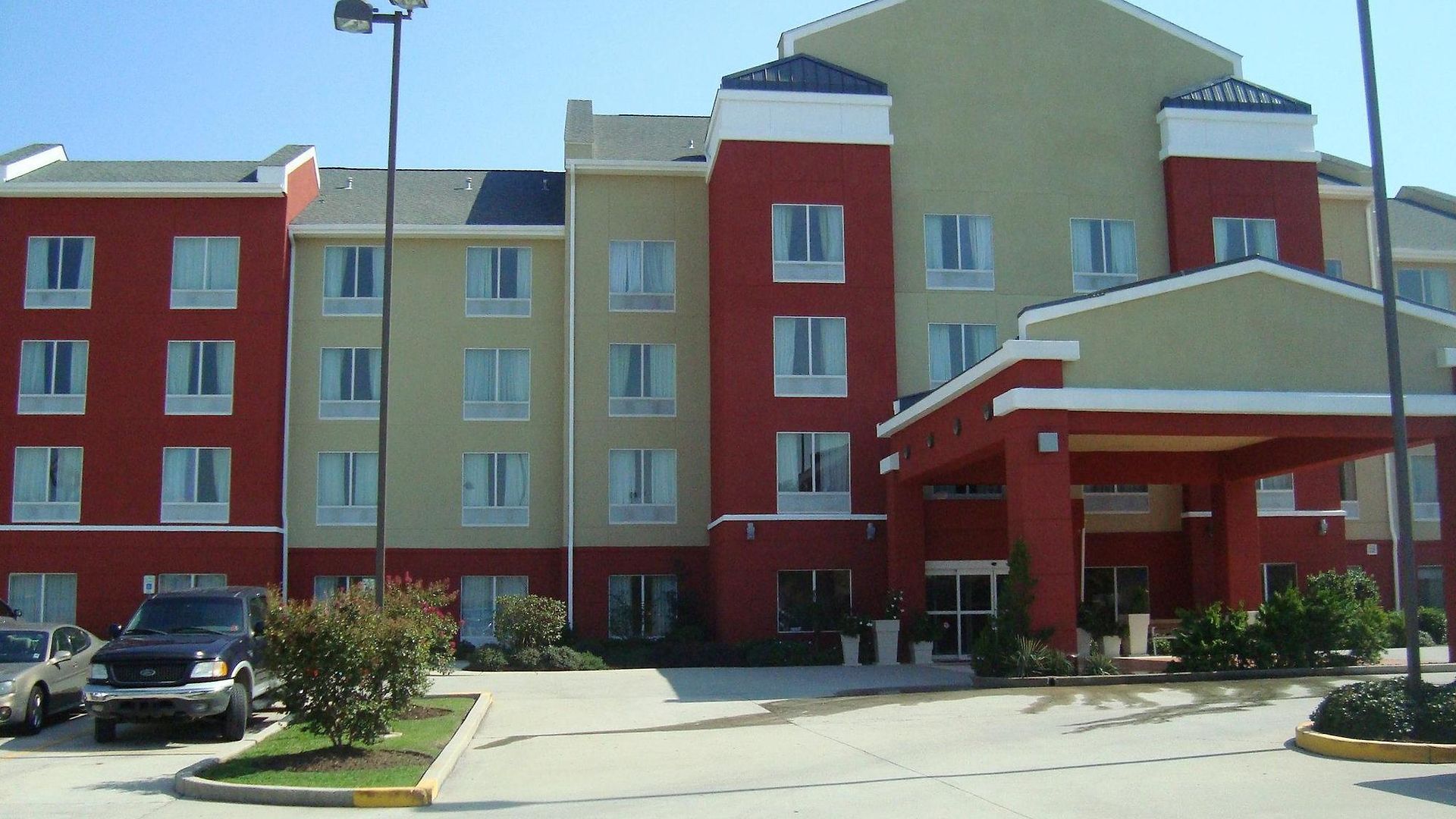 Hotel Express East By Ihg 2*