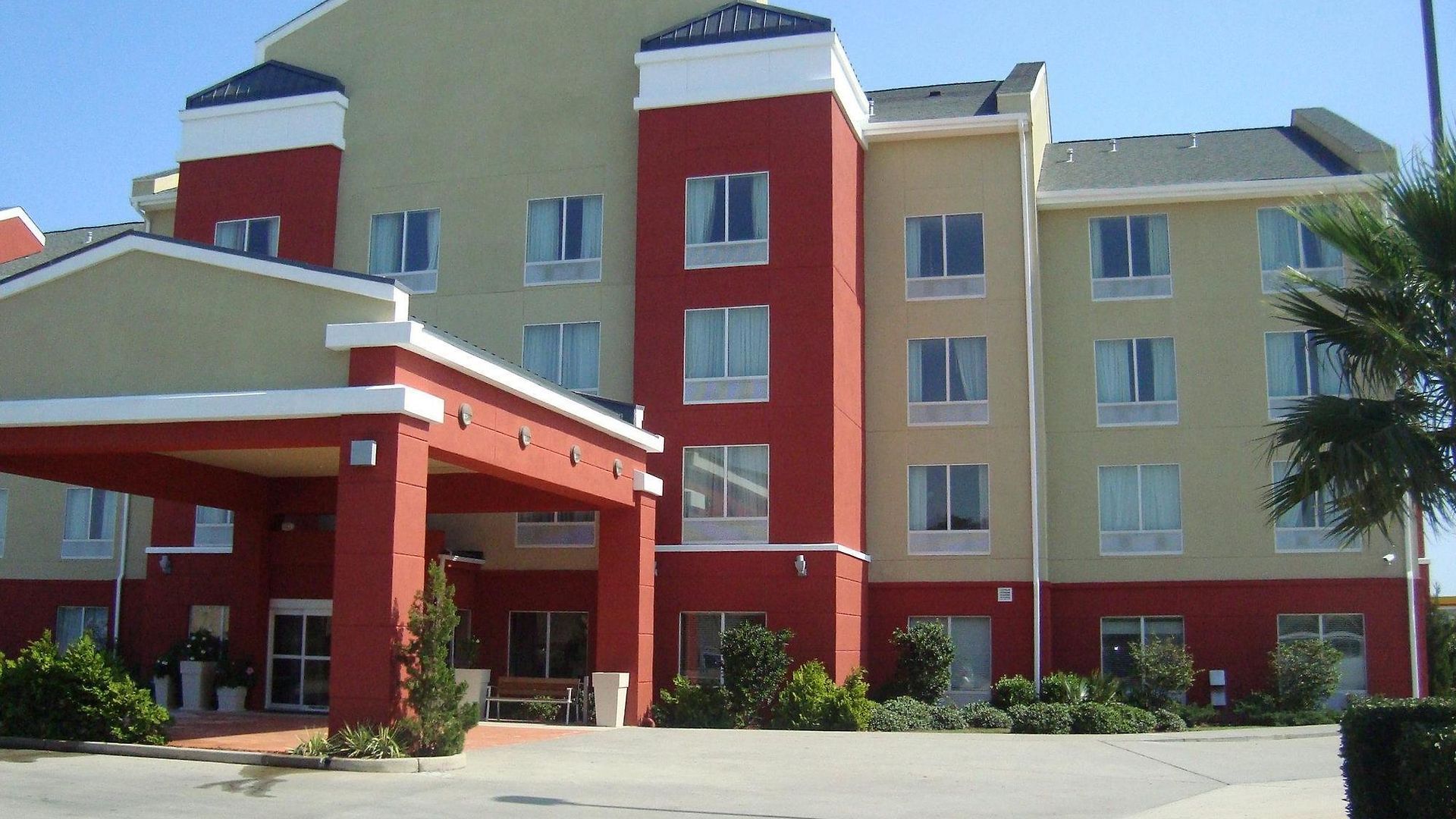 Express East By Ihg Hotel New Orleans