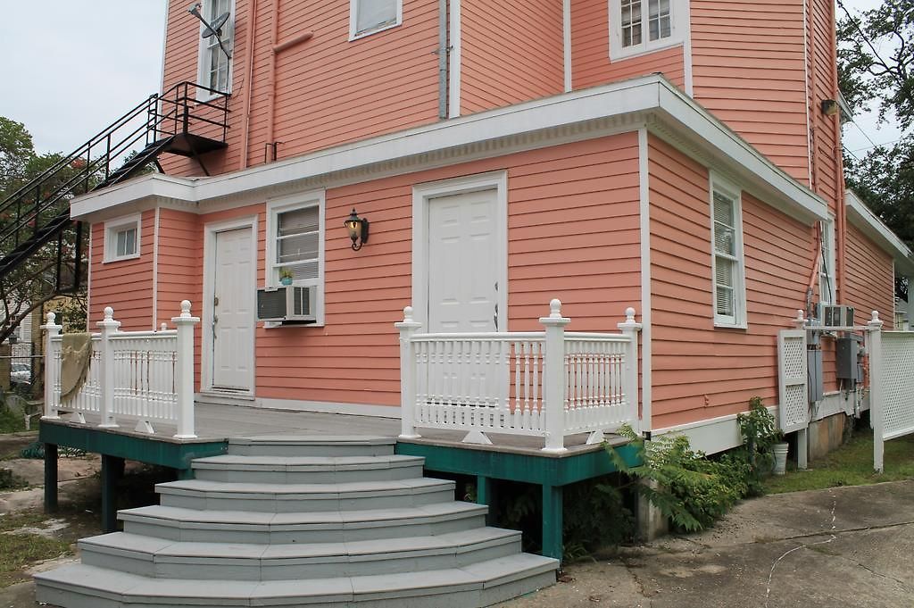 Guest house Esplanade Mansion 3*