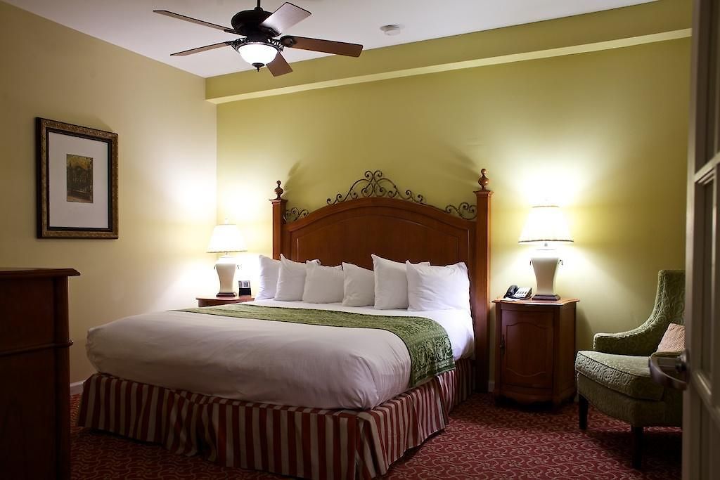 Resort Club Wyndham La Belle Maison New Orleans