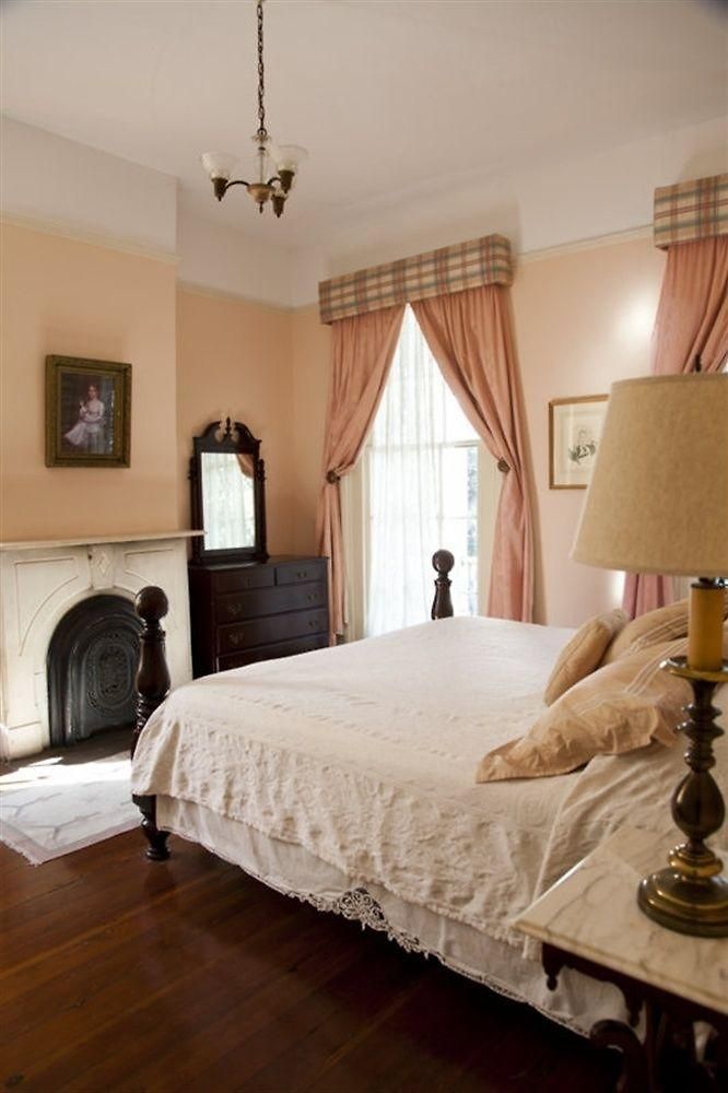 Bed & Breakfast Fairchild House