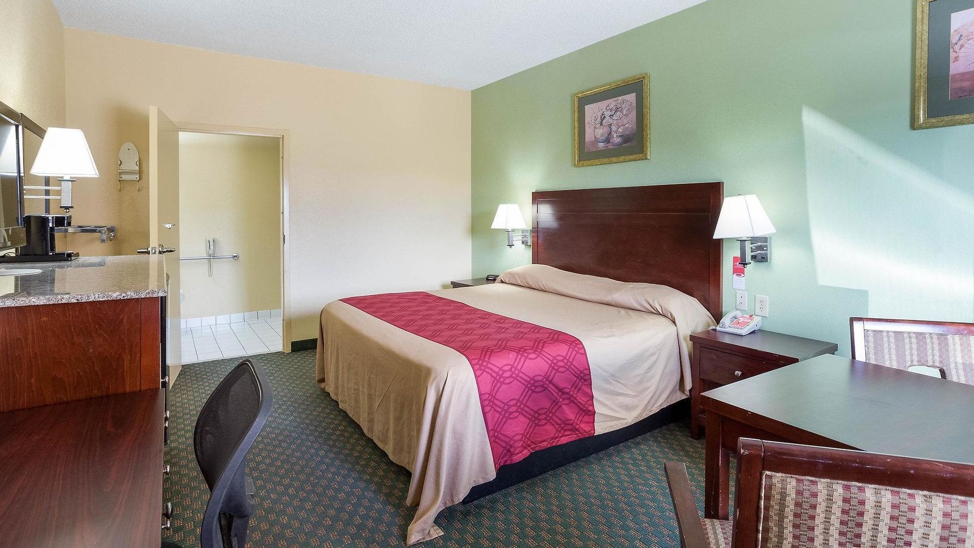 Rodeway & Gentilly Hotel New Orleans
