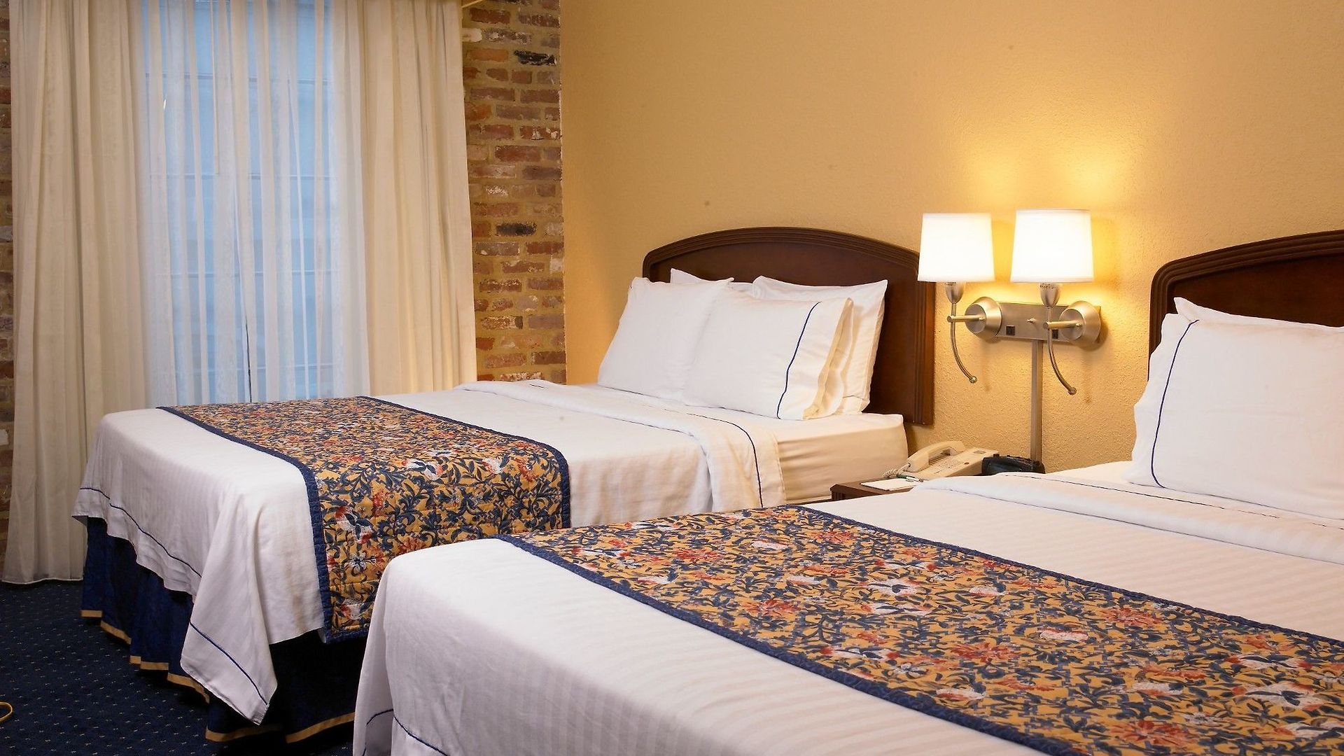 Hotel Courtyard By Marriott Warehouse Arts District 3*