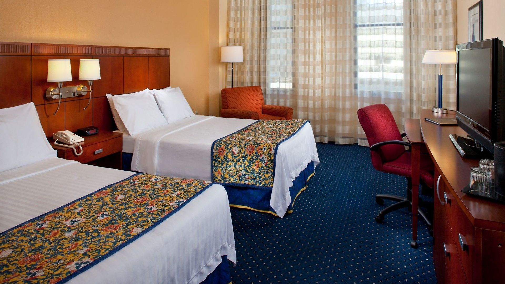 Courtyard By Marriott Downtown Near The French Quarter