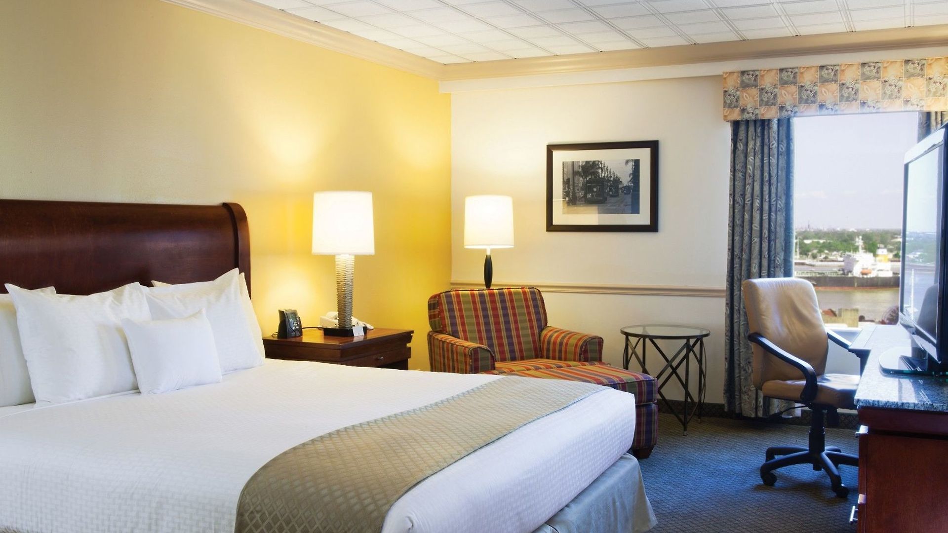 Hotel Doubletree By Hilton
