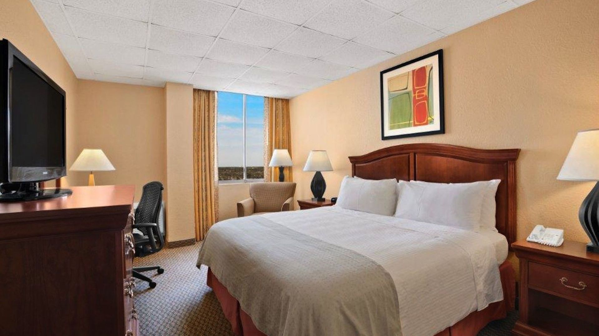 Hotel Wyndham French Quarter 4*