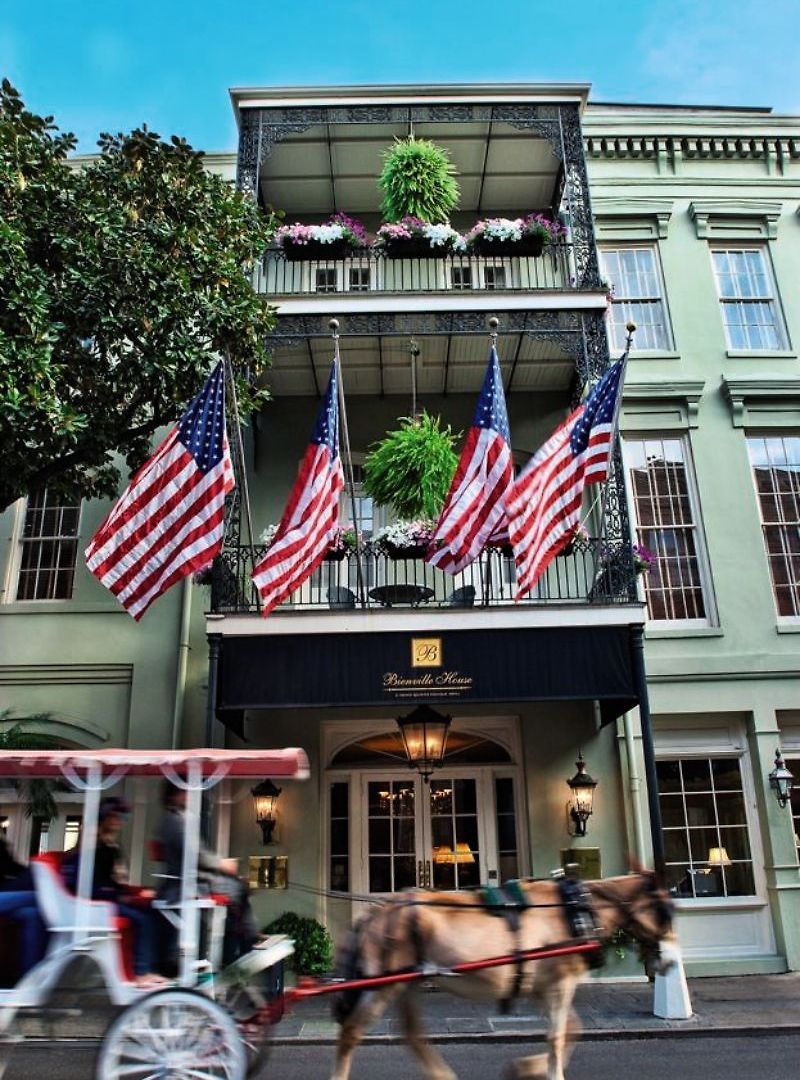 Bienville House Hotel