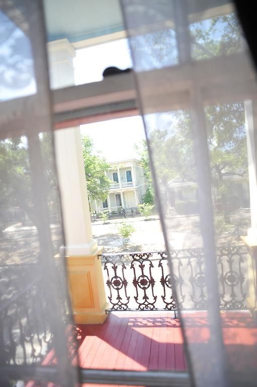 Bed & Breakfast Hh Whitney House - A On The Historic Esplanade 4*