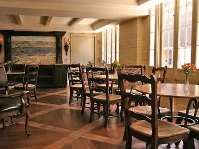Hotel Place D'armes 3*