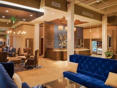 Fairfield By Marriott & Downtown French Quarter Area Hotel