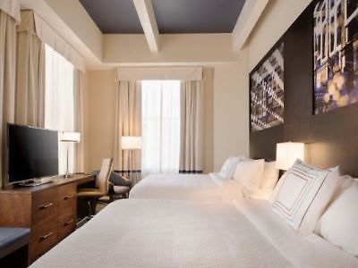 Fairfield By Marriott & Downtown French Quarter Area 3*