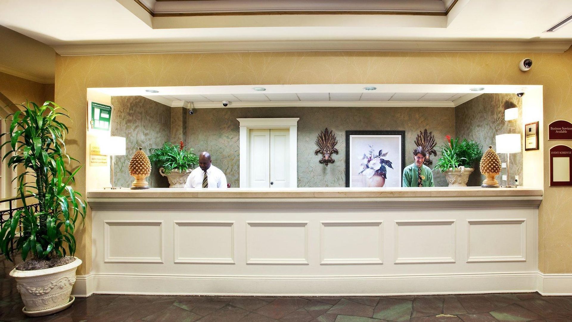 French Quarter-chateau Lemoyne By Ihg Hotel New Orleans