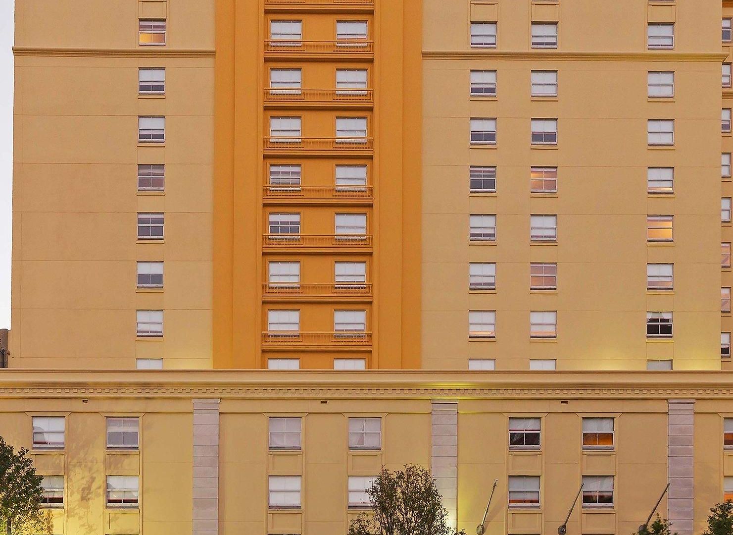 La Quinta & By Wyndham Downtown