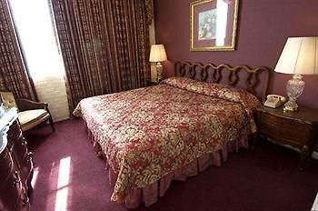 Inn Le Richelieu In The French Quarter 3*