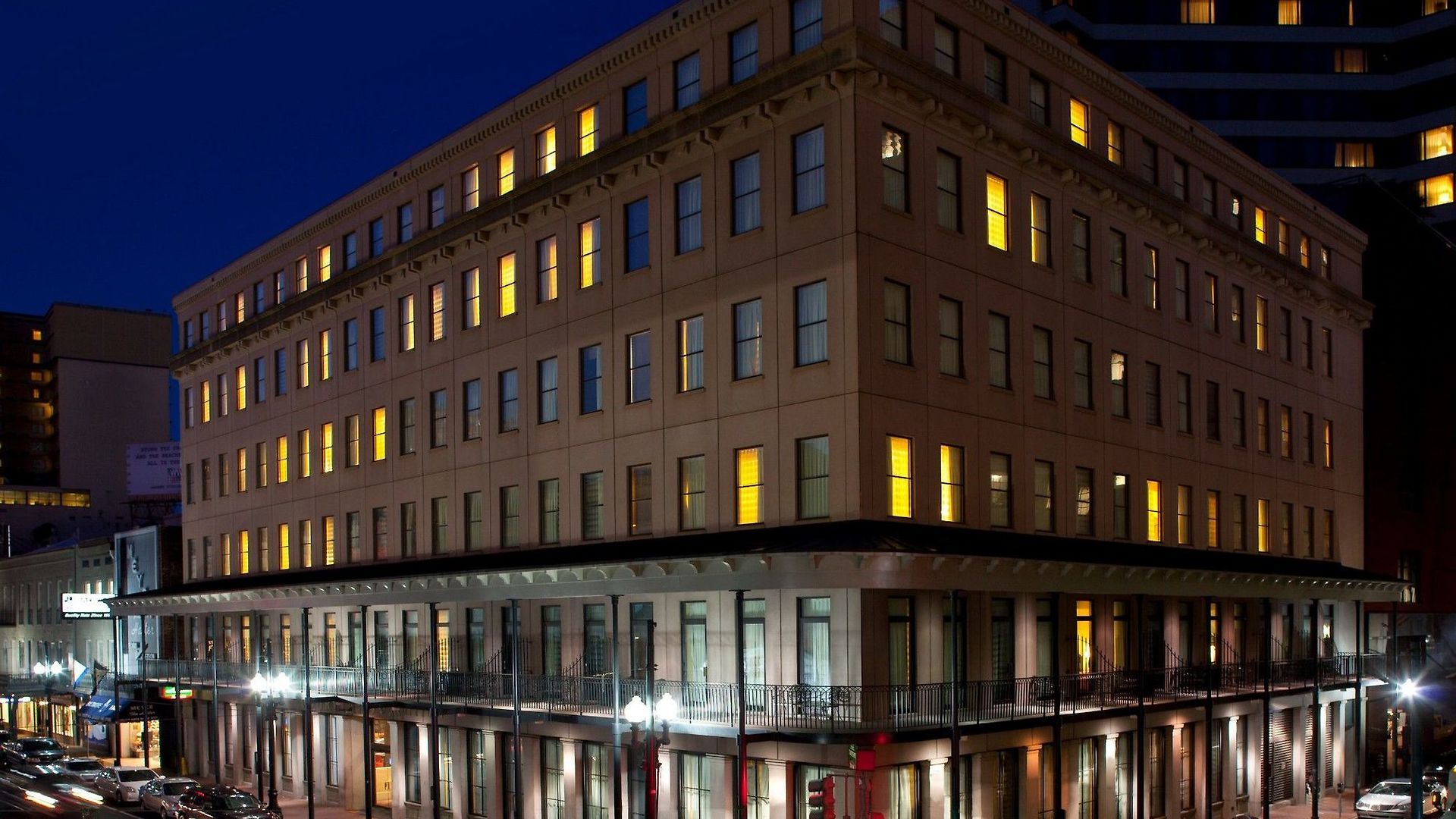 Hotel Courtyard By Marriott Downtown Near The French Quarter