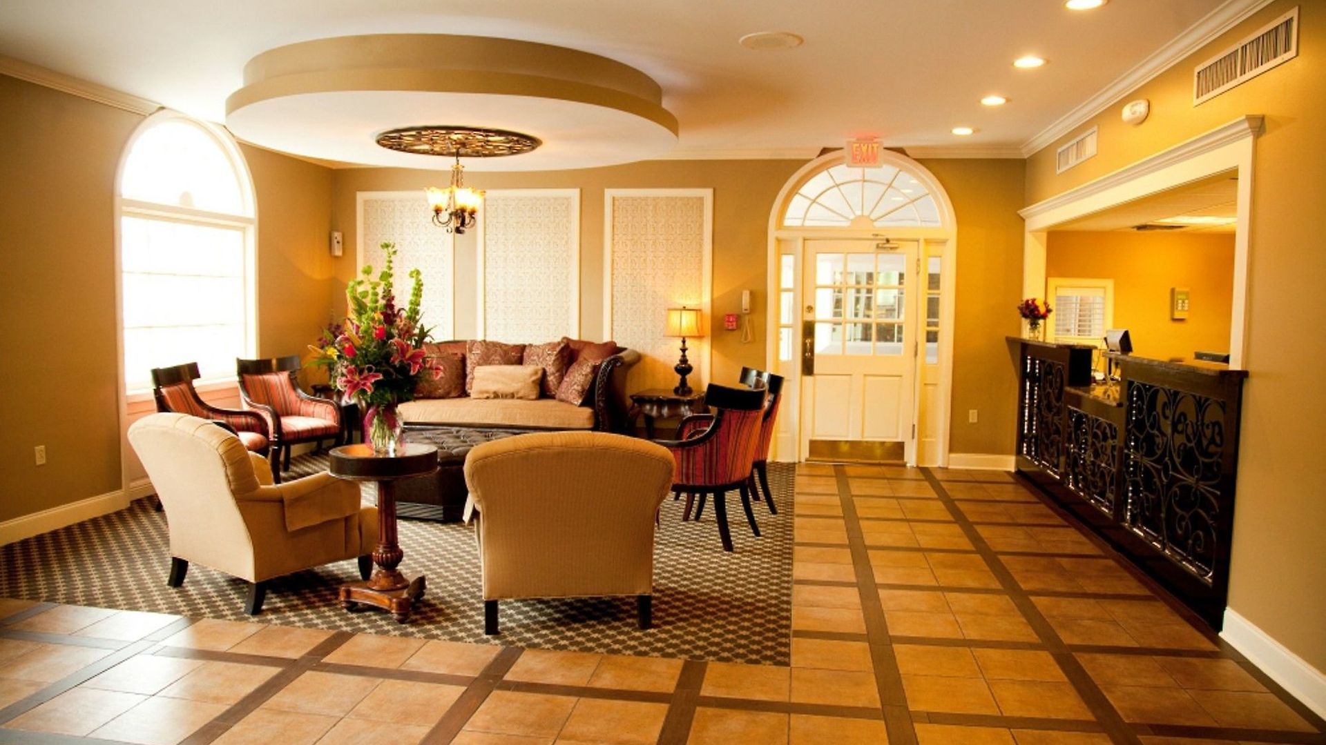 Western French Quarter Courtyard 4*