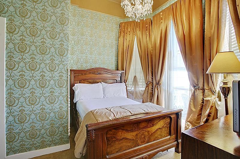 Inn Cornstalk New Orleans
