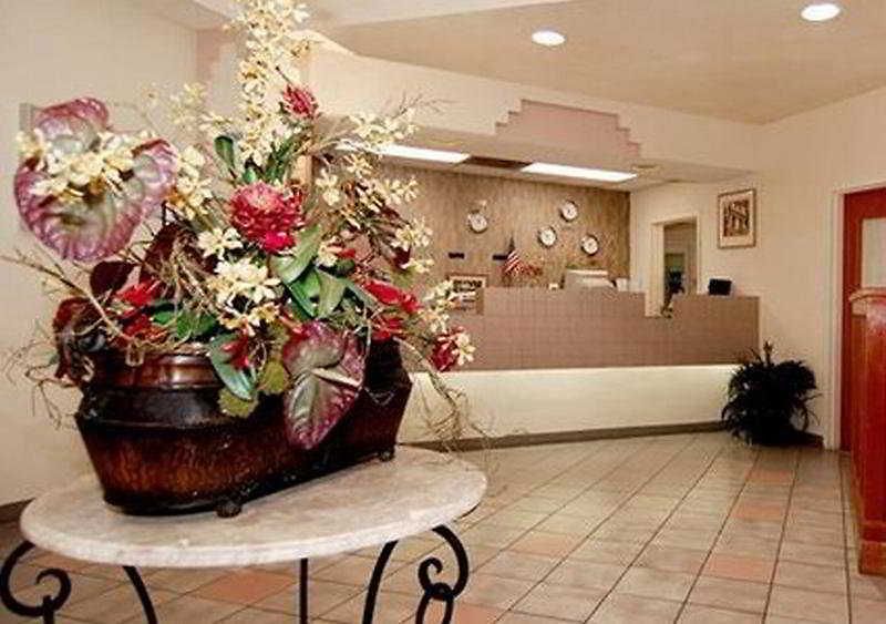Fairfield By Marriott & Downtown French Quarter Area Hotel