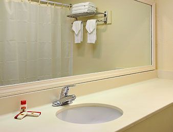 Super 8 By Wyndham Hotel 2*