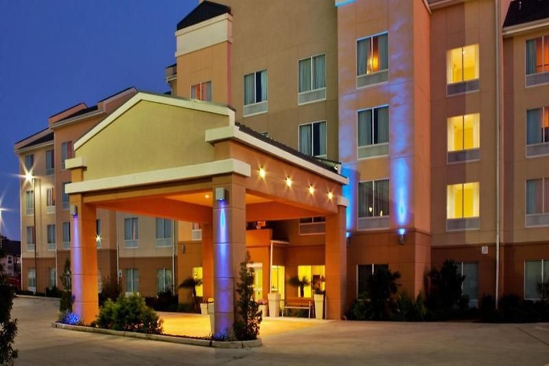 Hotel Express East By Ihg 2*