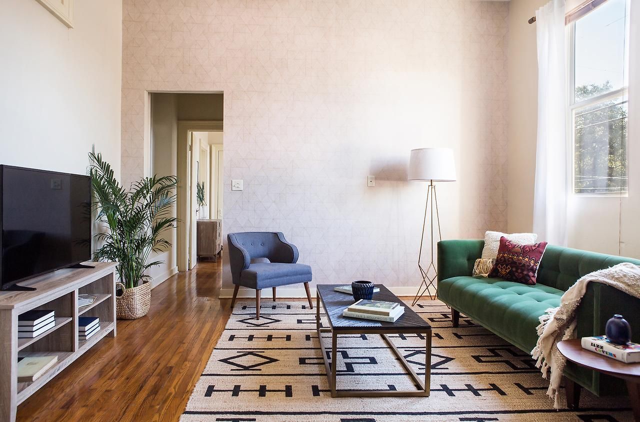 One-bedroom On S Carrollton Avenue Apt 2 By Sonder