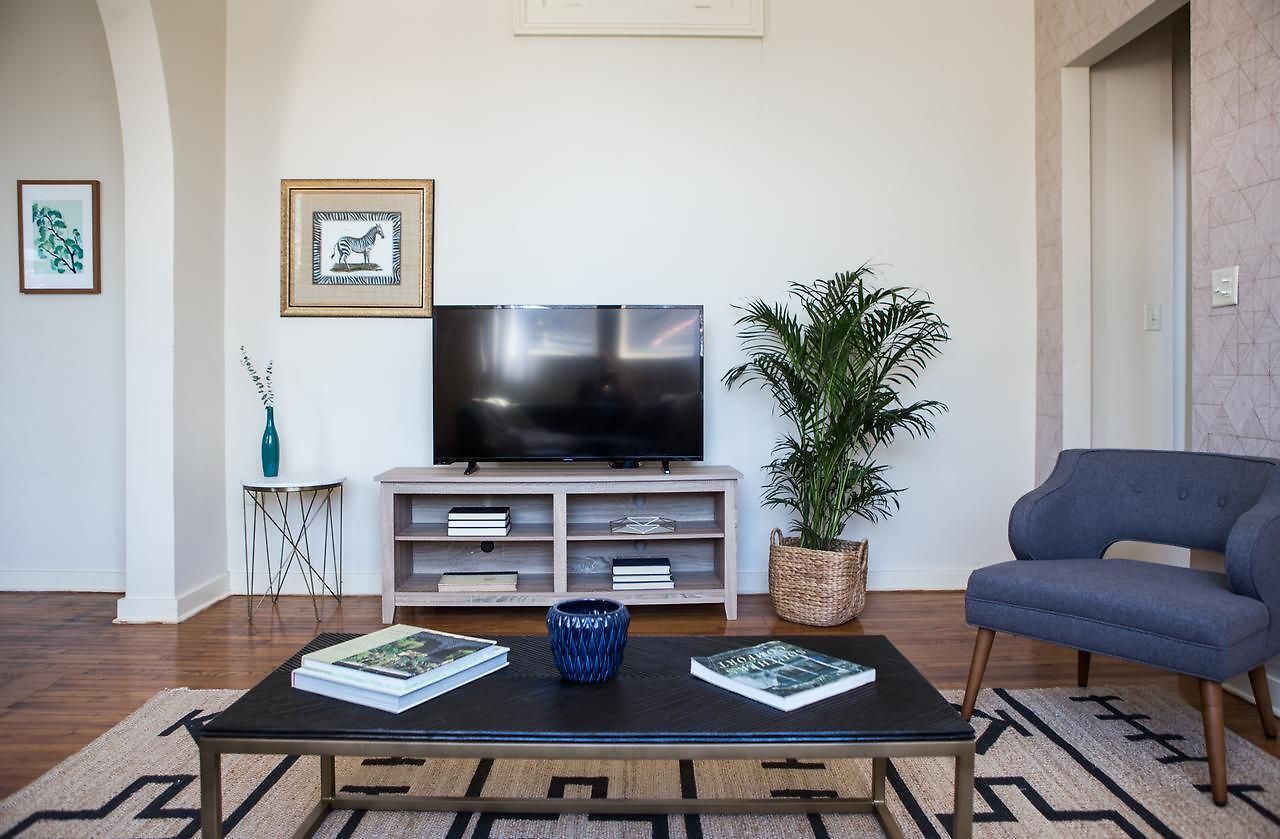 One-bedroom On S Carrollton Avenue Apt 2 By Sonder * New Orleans