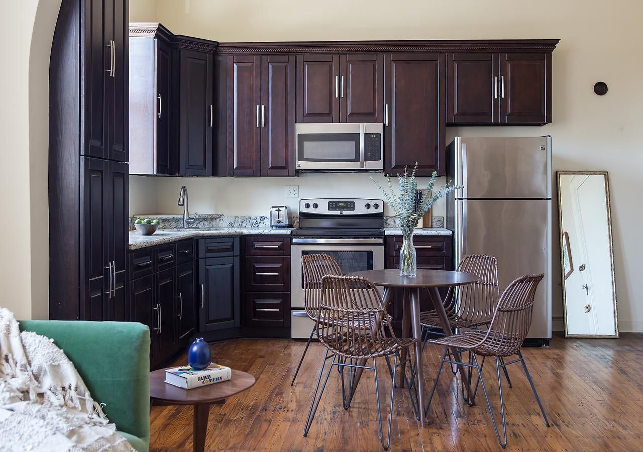 Aparthotel One-bedroom On S Carrollton Avenue Apt 2 By Sonder