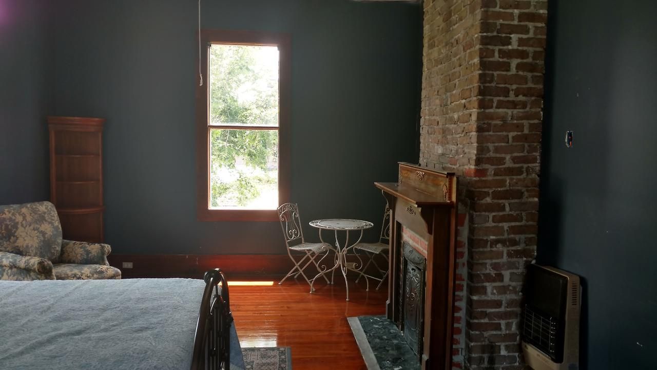 Evangeline Art House Hotel 3*
