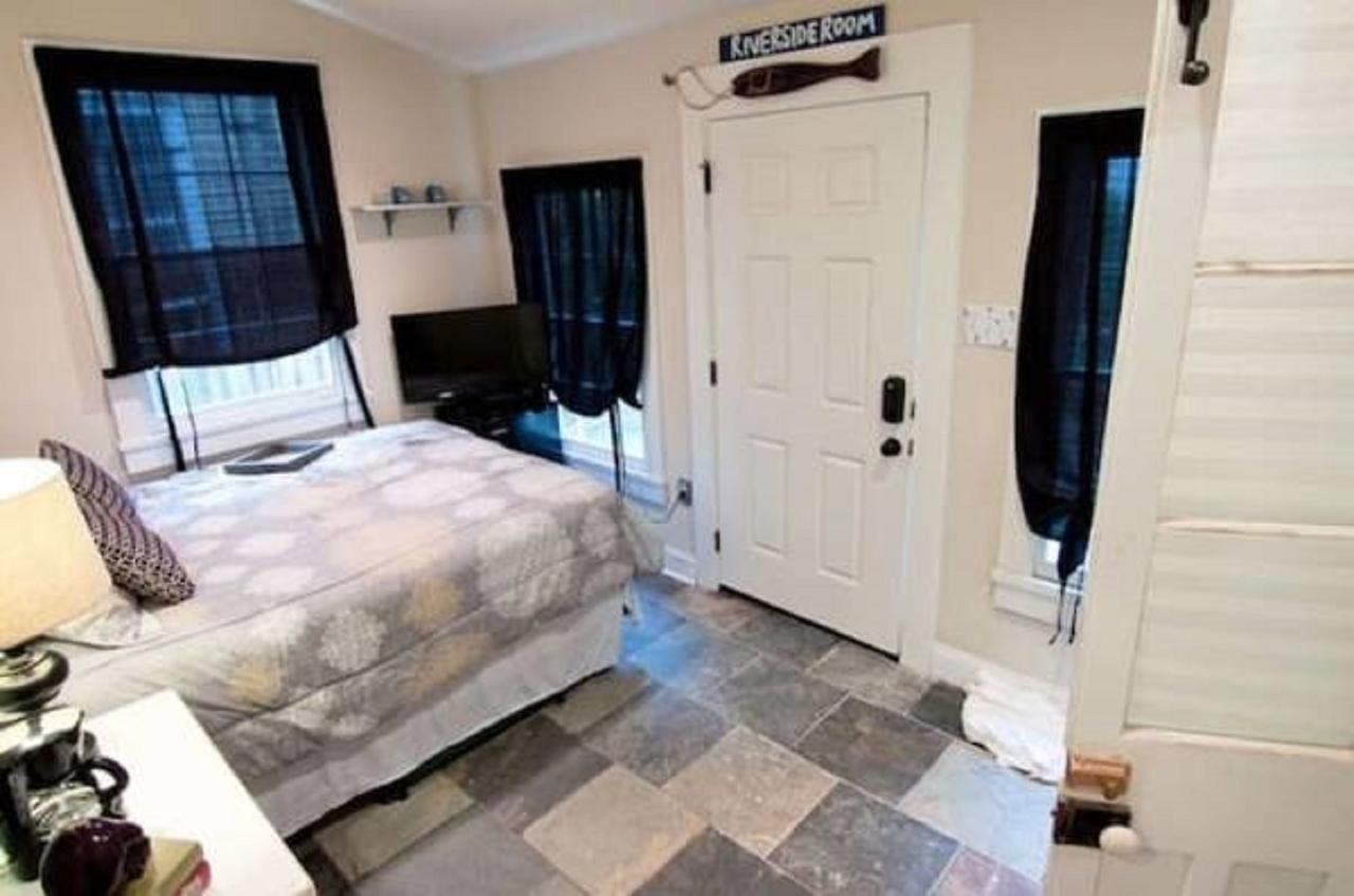 Uptown Riverside Guest house New Orleans