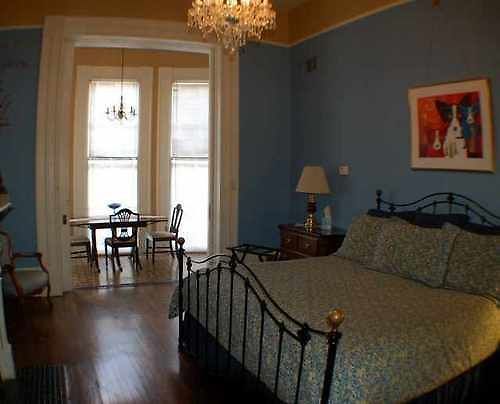 Hotel Avenue New Orleans