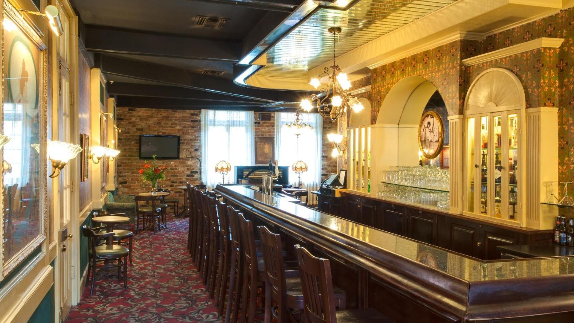 Hotel Dauphine Orleans 3*