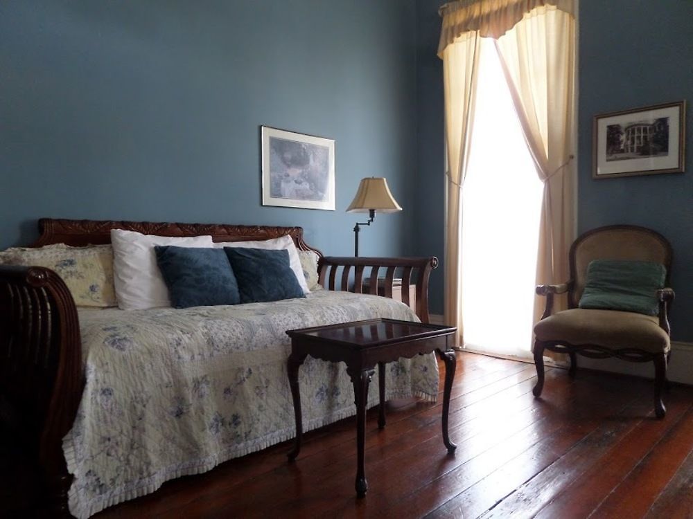 Garden District Bed & Breakfast