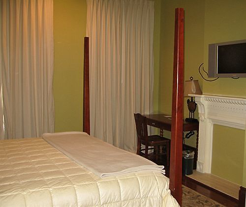 Inn The Prytania Oaks
