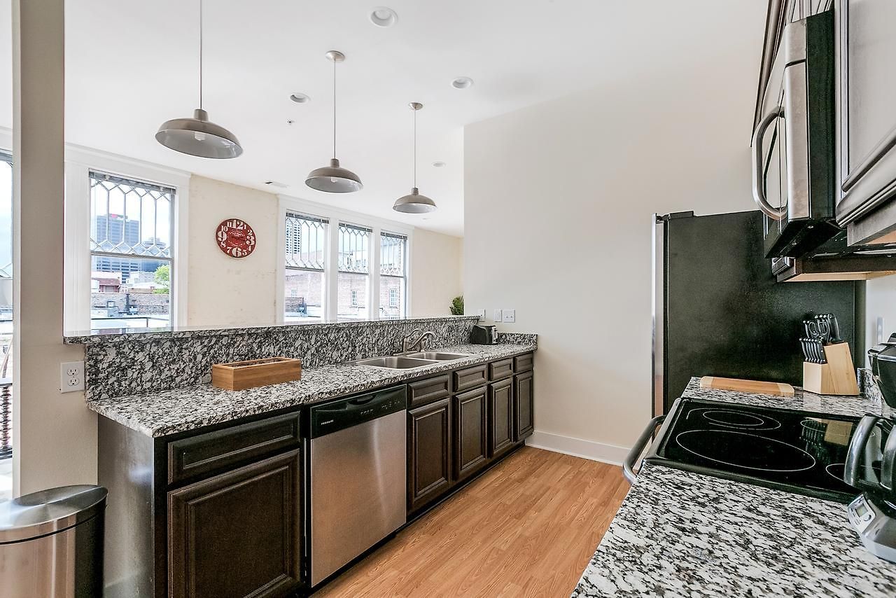 Delightful Arts/warehouse District Suites By Sonder Aparthotel