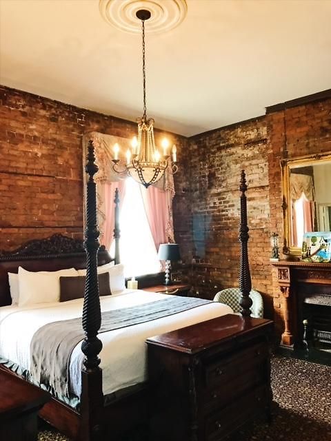Hotel Lafitte & Bar 3*