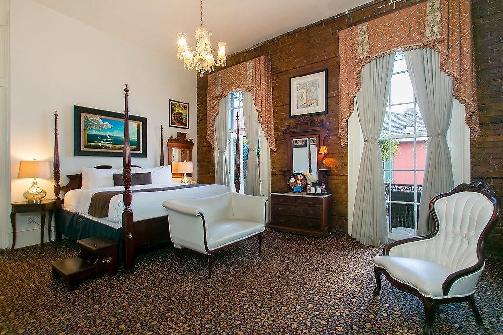 Hotel Lafitte & Bar 3*