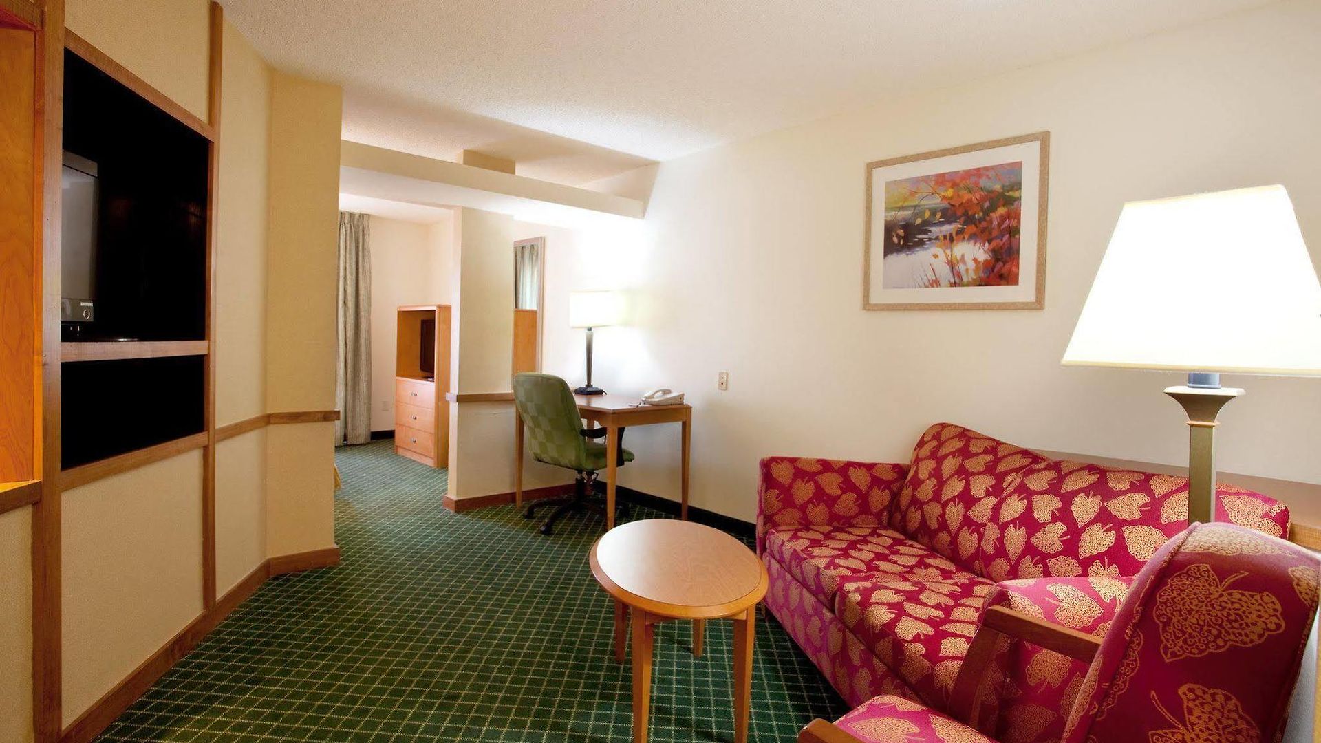 Express East By Ihg 2*