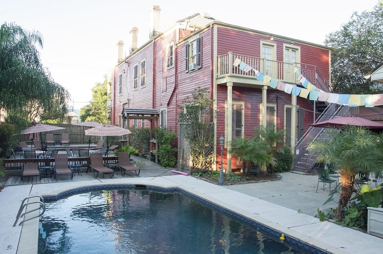 Bed & Breakfast Maison De Macarty 3*