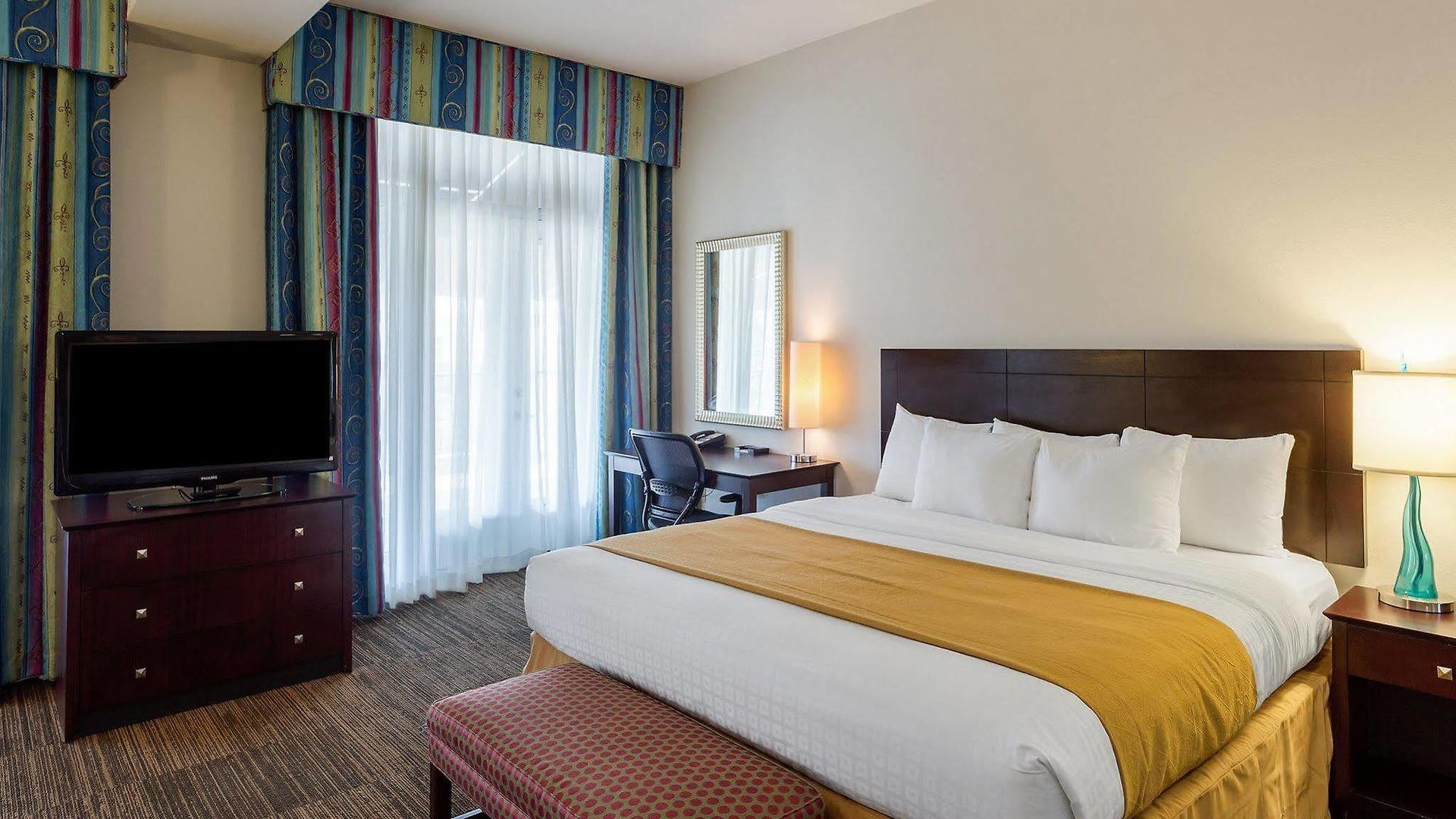 St Charles Coach House, An Ascend Collection Hotel 5*